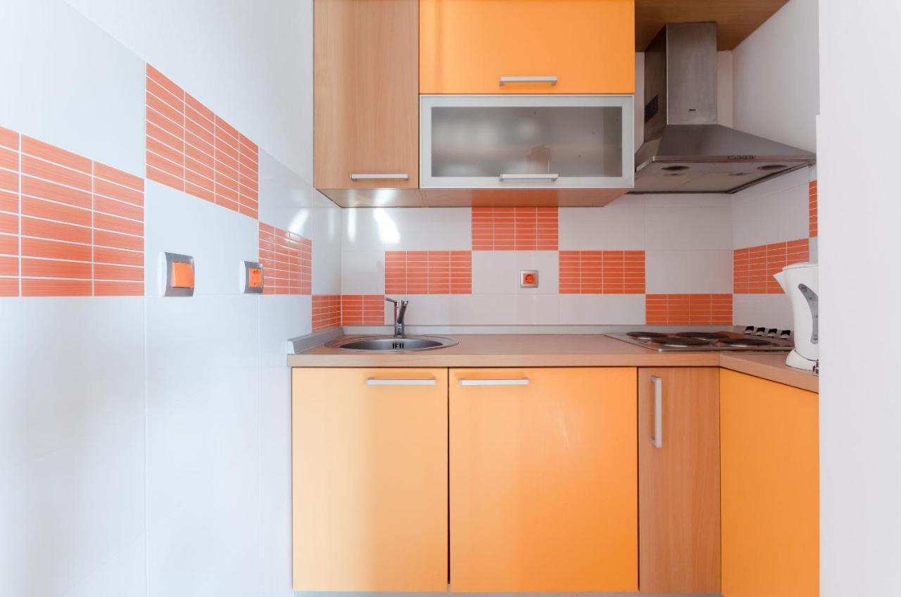 Apartments Helena Lopar Extérieur photo