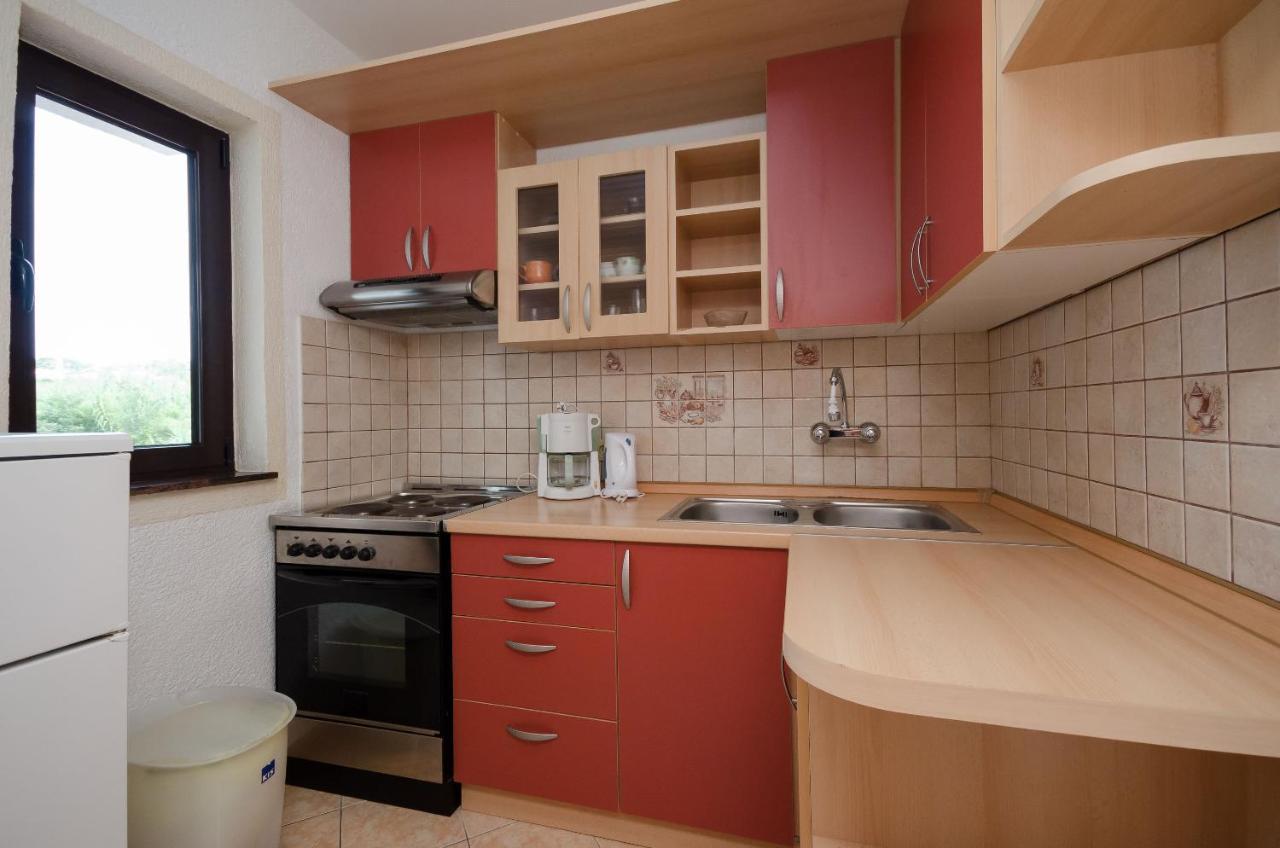 Apartments Helena Lopar Extérieur photo